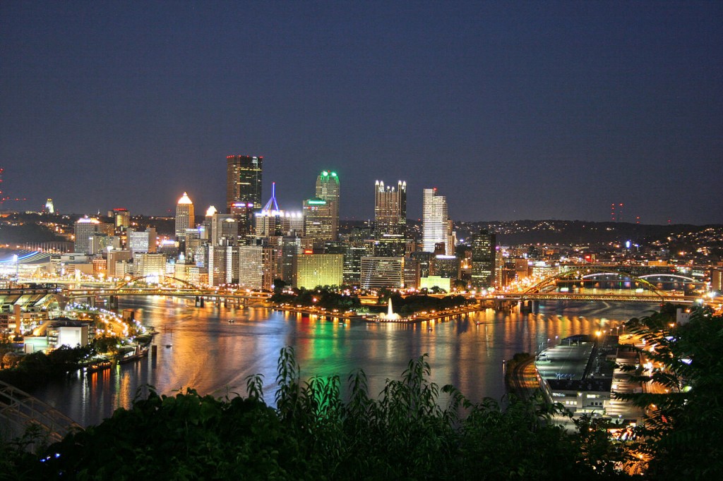 1280px-Pittsburgh_WEO_Night_1