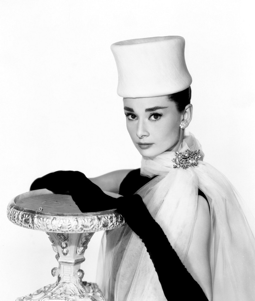 Audrey-Hepburn-audrey-hepburn-6395795-870-1024