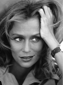 lauren hutton looks amazing.jpg