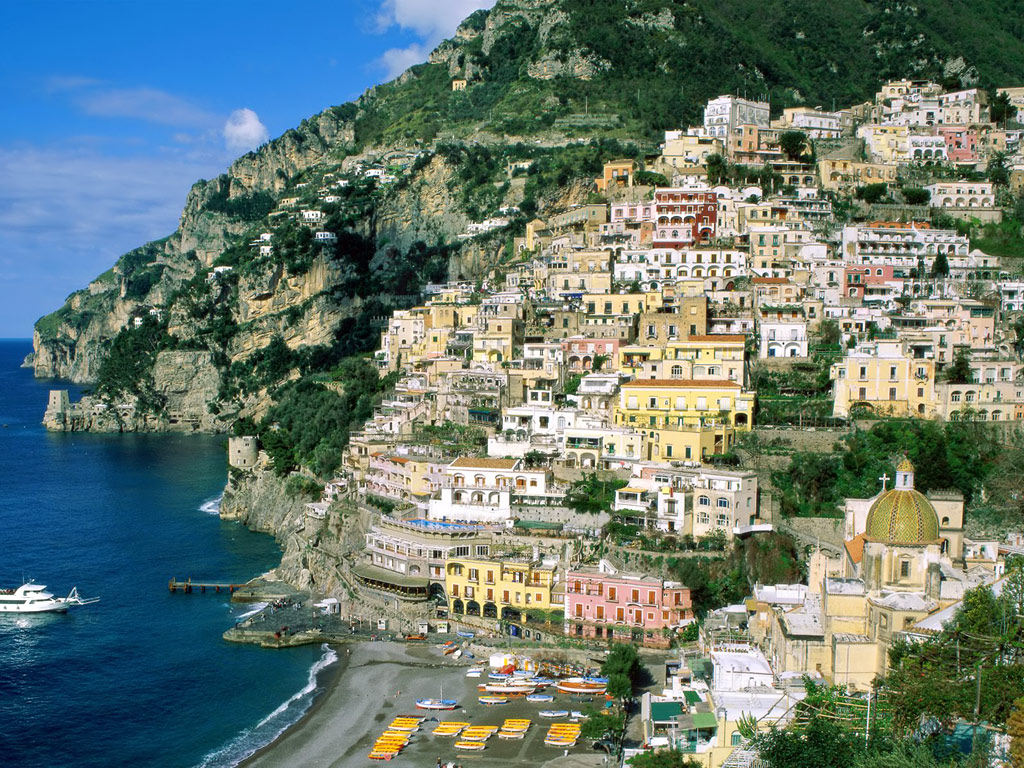 Amalfi-Coast-Campania-Italy-1-CFI5RPB97E-1024x768