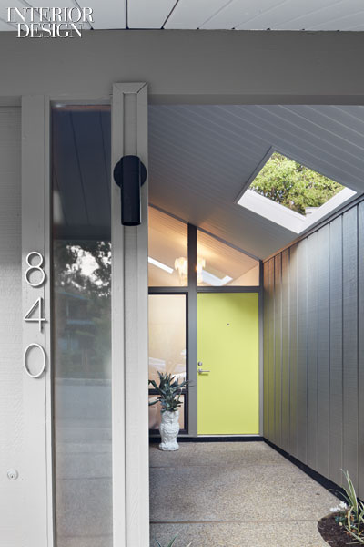 400x600x434074-_A_porch_paved_in_concrete_aggre_gate_precedes_the_entry_.jpg.pagespeed.ic.OkZubI9kcL