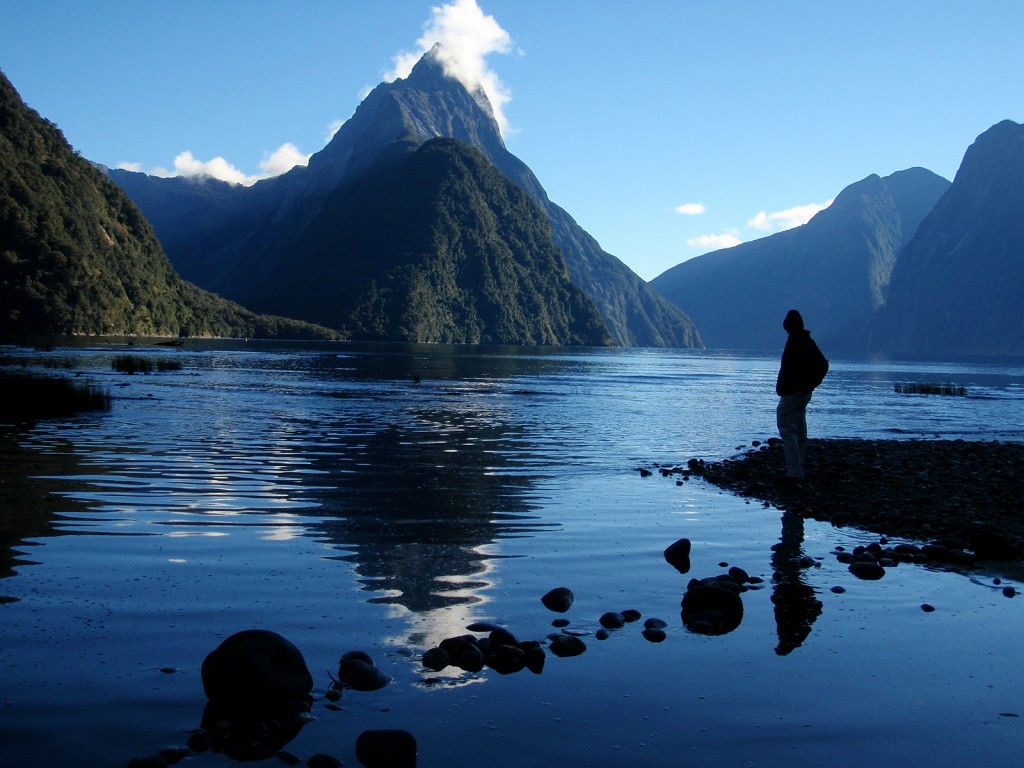 Milford-Sound-South-Island-New-Zealand