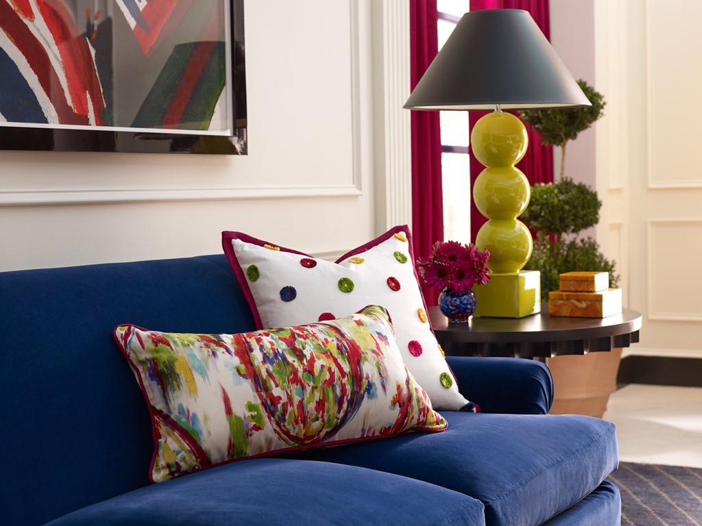 NickOlsen_MultiColor_Pillow_Dtl