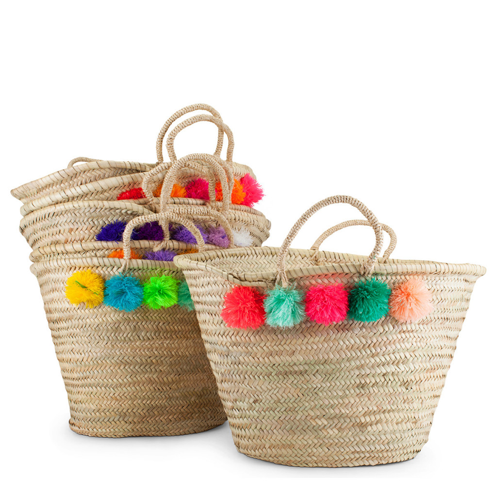 Topanga_Basket_Eliza_Gran_Beach_tote_pom_pom_boho-042_90448e8a-436e-47ad-9f57-684b3e210c07