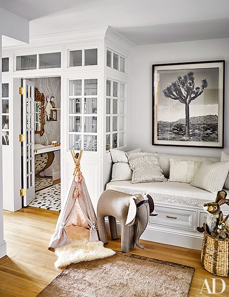 item13.rendition.slideshowVertical.jeremiah-brent-nate-berkus-designed-greenwich-village-home-13