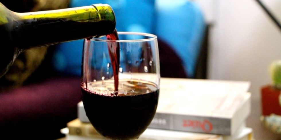 1456256180-landscape-1456184215-red-wine-bottle-pouring