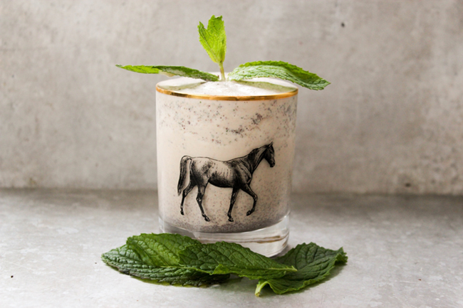 Mint-Julep-Milkshake-with-Vintage-Horse-Glass