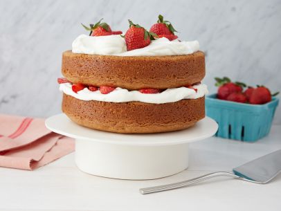 ig1a03_strawberry_cake.jpg.rend.sni12col.landscape