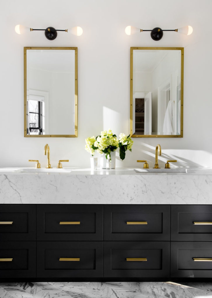 gallery-1459457702-master-bath-vanity