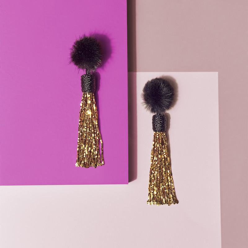 SHOT_13_FULL_FRAME_jackie_earrings_gold_pyrite