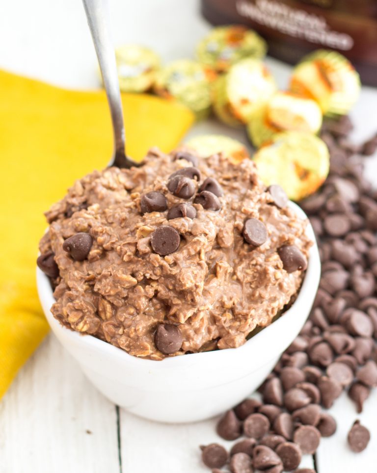 easy-pb-cup-overnight-oats-by-chelseas-messy-apron-768x964