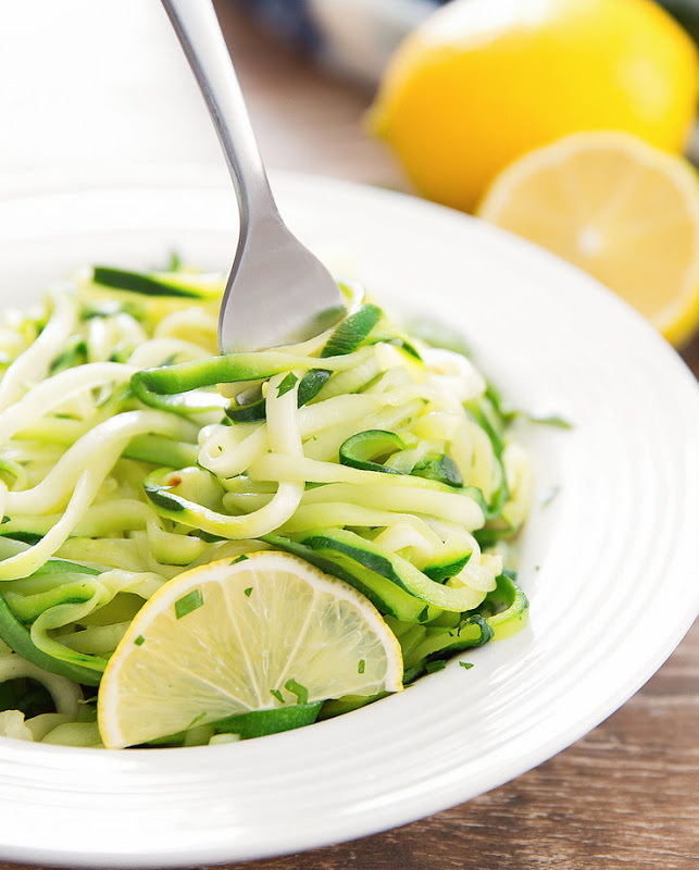 garlic-lemon-zucchini-noodles-6