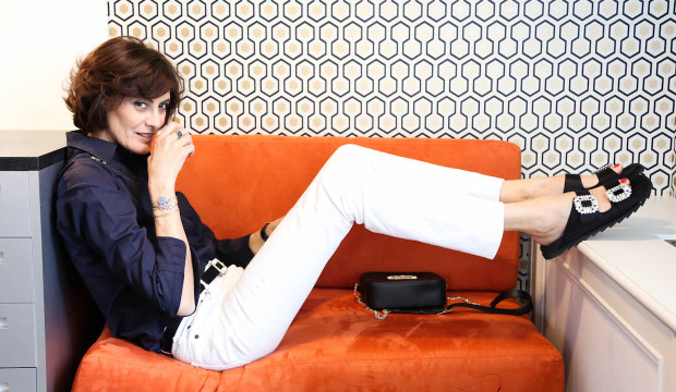 best-womens-white-jeans-620x360